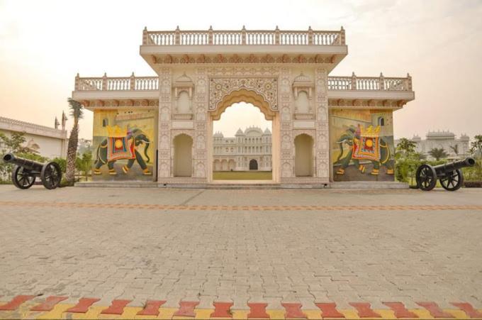Kairvi Fort Resort Морадабад Екстериор снимка